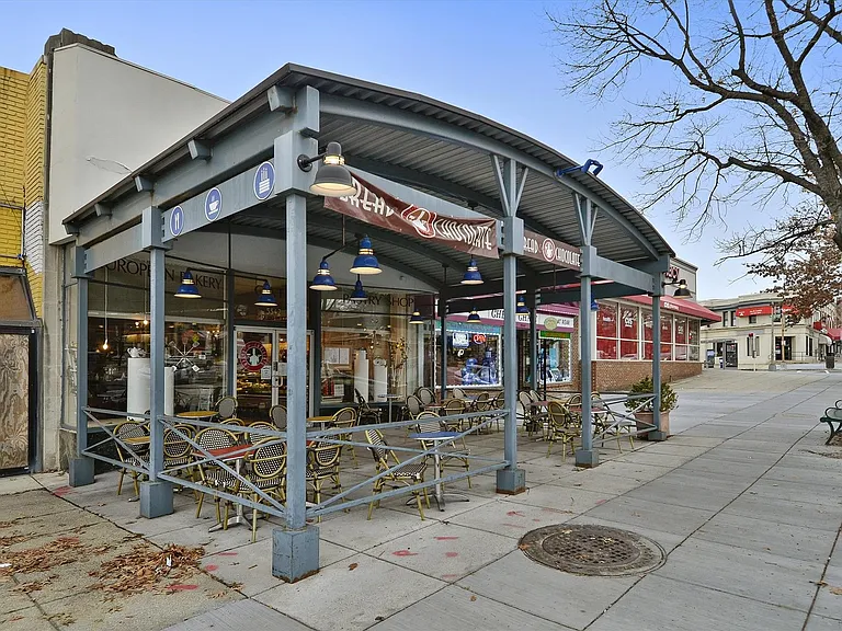 3503 E West Hwy — Photo 77