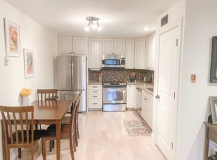 621 S Kirkwood Rd APT 102, Saint Louis, MO 63122