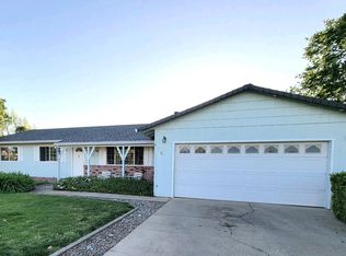 3480 Hillcrest St, Redding, CA 96001