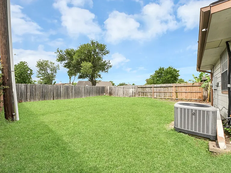 5444 Ridge Wind Ln — Photo 32