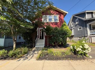 154 Pine St, Quincy, MA 02170