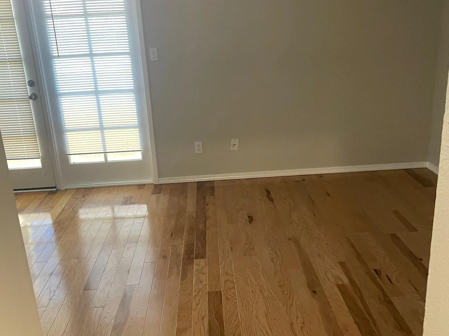 2 bed, 1592 sqft, $1,800 — Photo 2