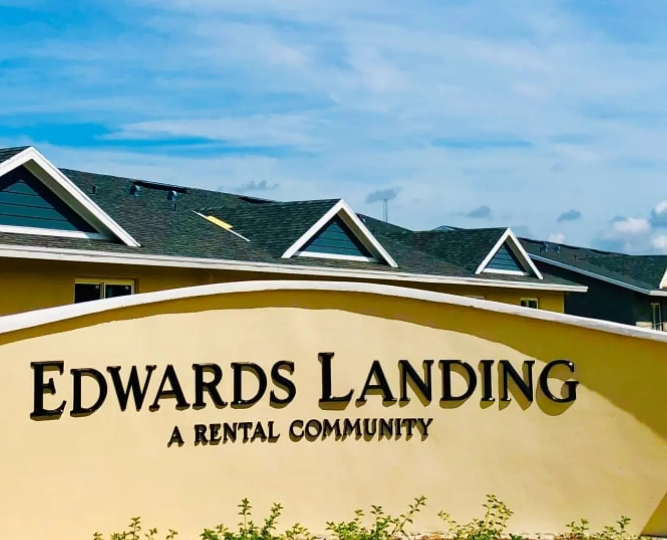 Edwards Landing — Photo 2