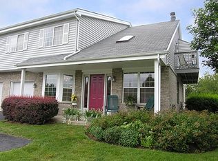 3515 Frontenac Ct, Aurora, IL