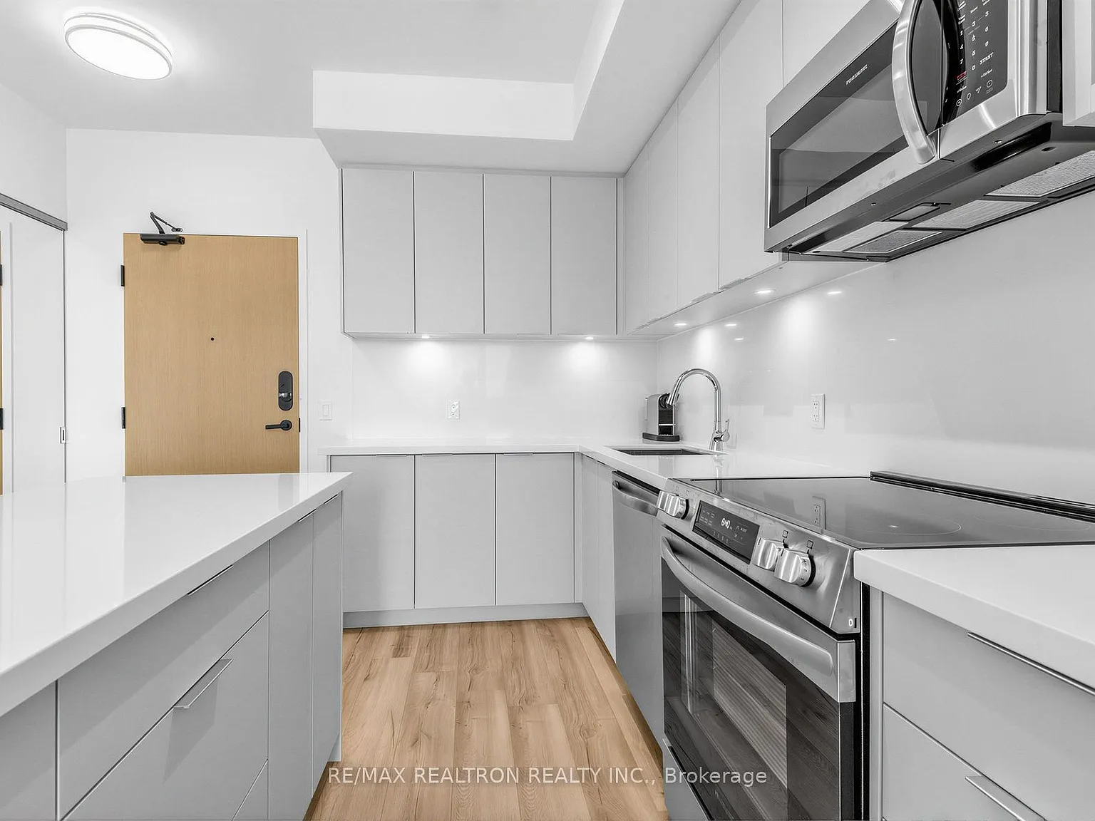 1 bed, $2,200 — Photo 4