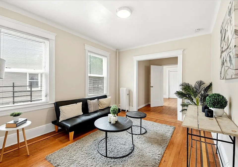 832 Calhoun Ave