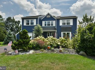 17 Ruhl Dr, Perkasie, PA 18944