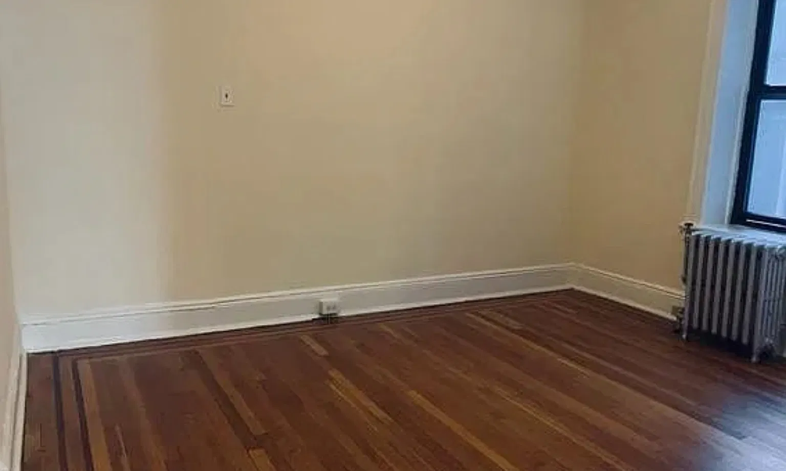 2 bed, 1.5 bath, $4,000 — Photo 4