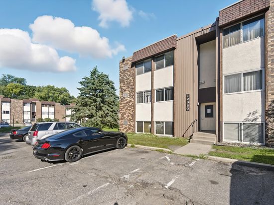 12980 Nicollet Ave APT 301, Burnsville, MN 55337