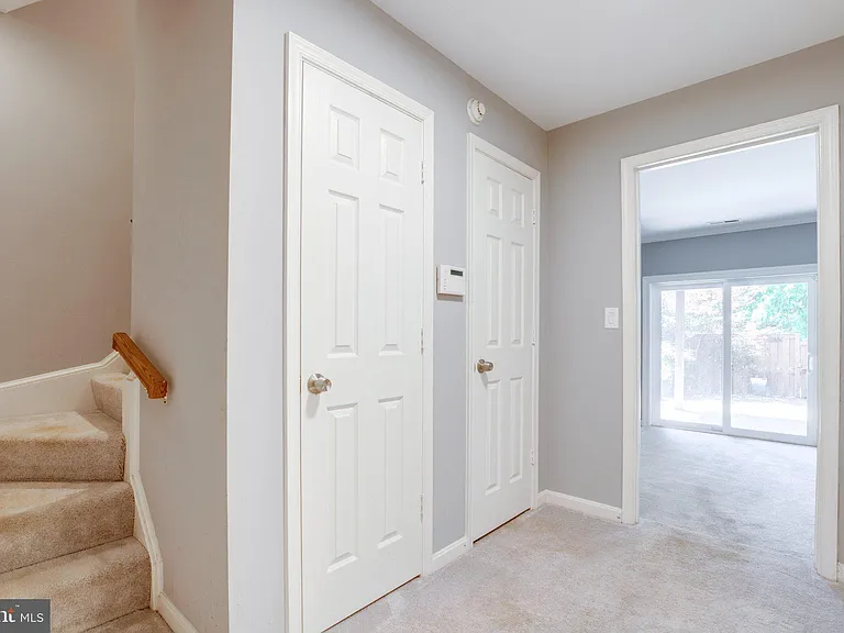 2914 Oakton Crest Pl — Photo 53