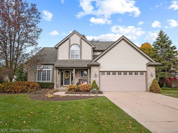 3004 Pheasant Run East Dr, Wixom, MI 48393