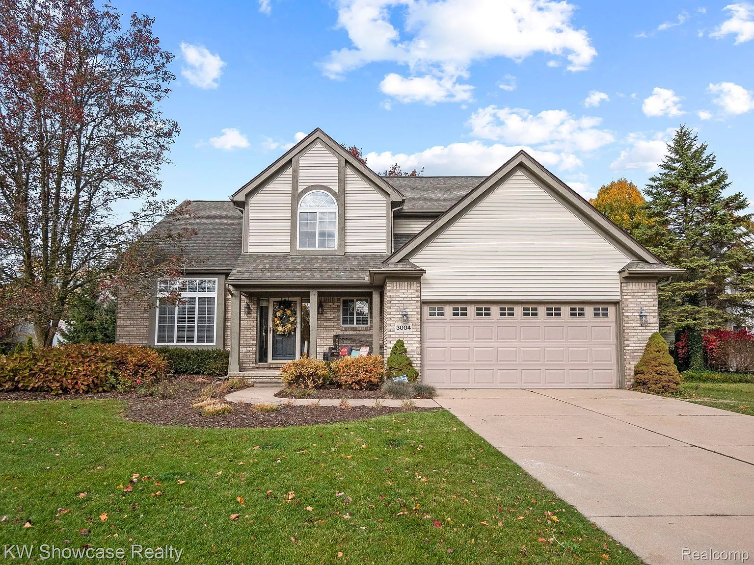 3004 Pheasant Run East Dr photo 1