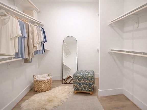 5th image of 3824 Fulton St #102