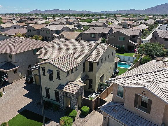 3rd image of 3633 E Donato Dr