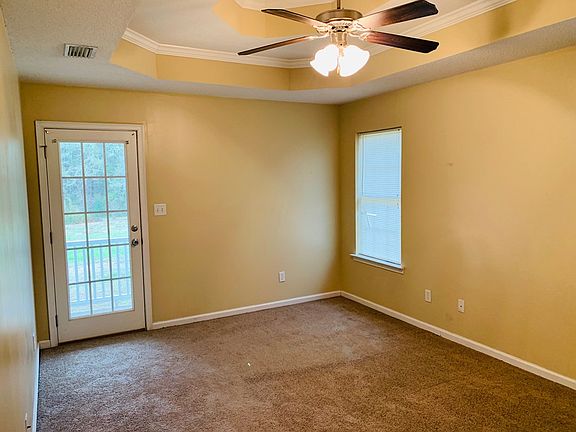 4th image of 204 Marisa Ct