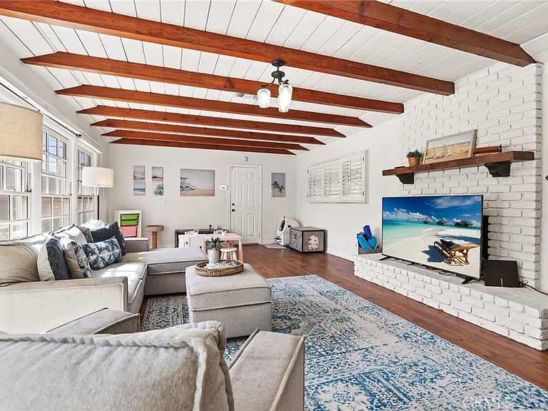 2821 Copa De Oro Dr — Photo 18