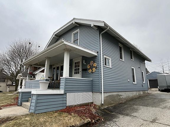 2nd image of 924 North 8th STREET