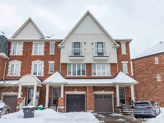 2nd image of 5 Sprucewood Rd