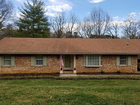 4th image of 2668 Willowlawn St