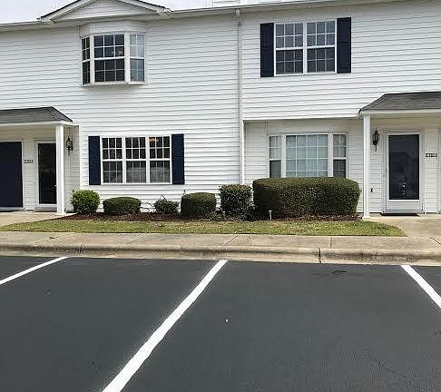 2 Private Parking Spots