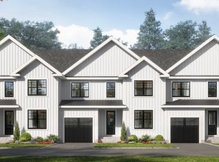 5 Trowel Pond Shop Rd #C, Sharon, MA 02067