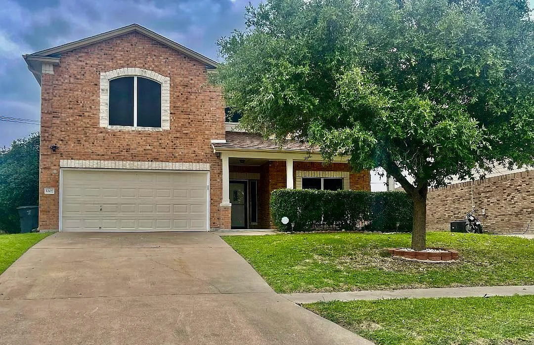 4 bed, 3368 sqft, $1,995 — Photo 1