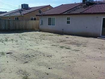 2nd image of 733 E Shasta St