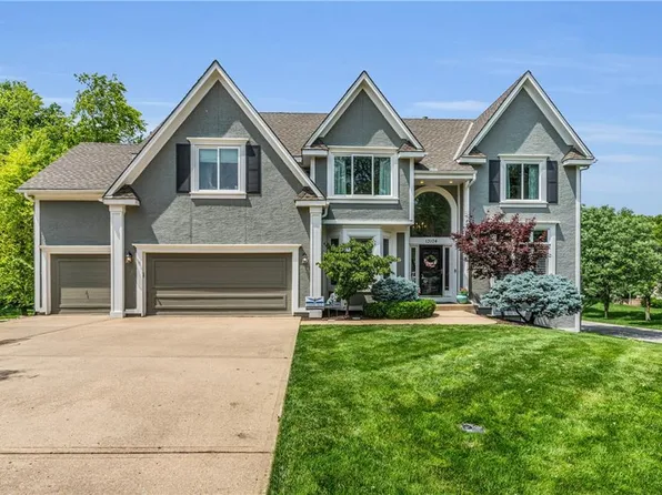 13104 El Monte St, Leawood, KS 66209