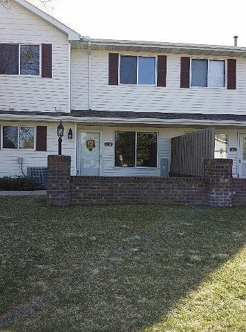 1st image of 1328 Hilo Ave N