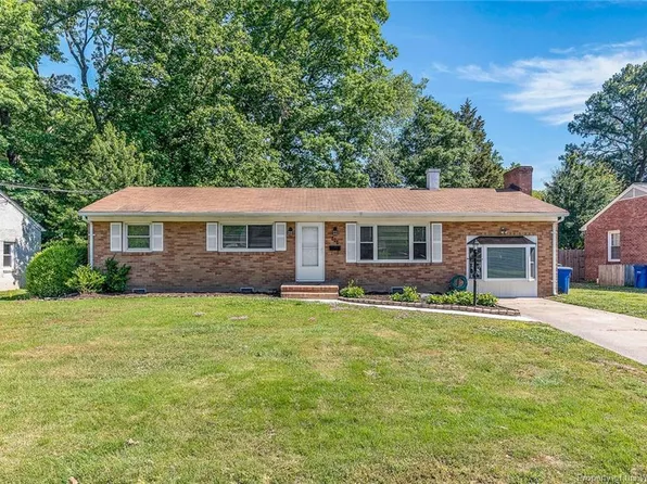 106 Allison Rd, Newport News, VA 23602