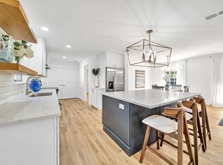 11 Maple Ave, Shalimar, FL 32579