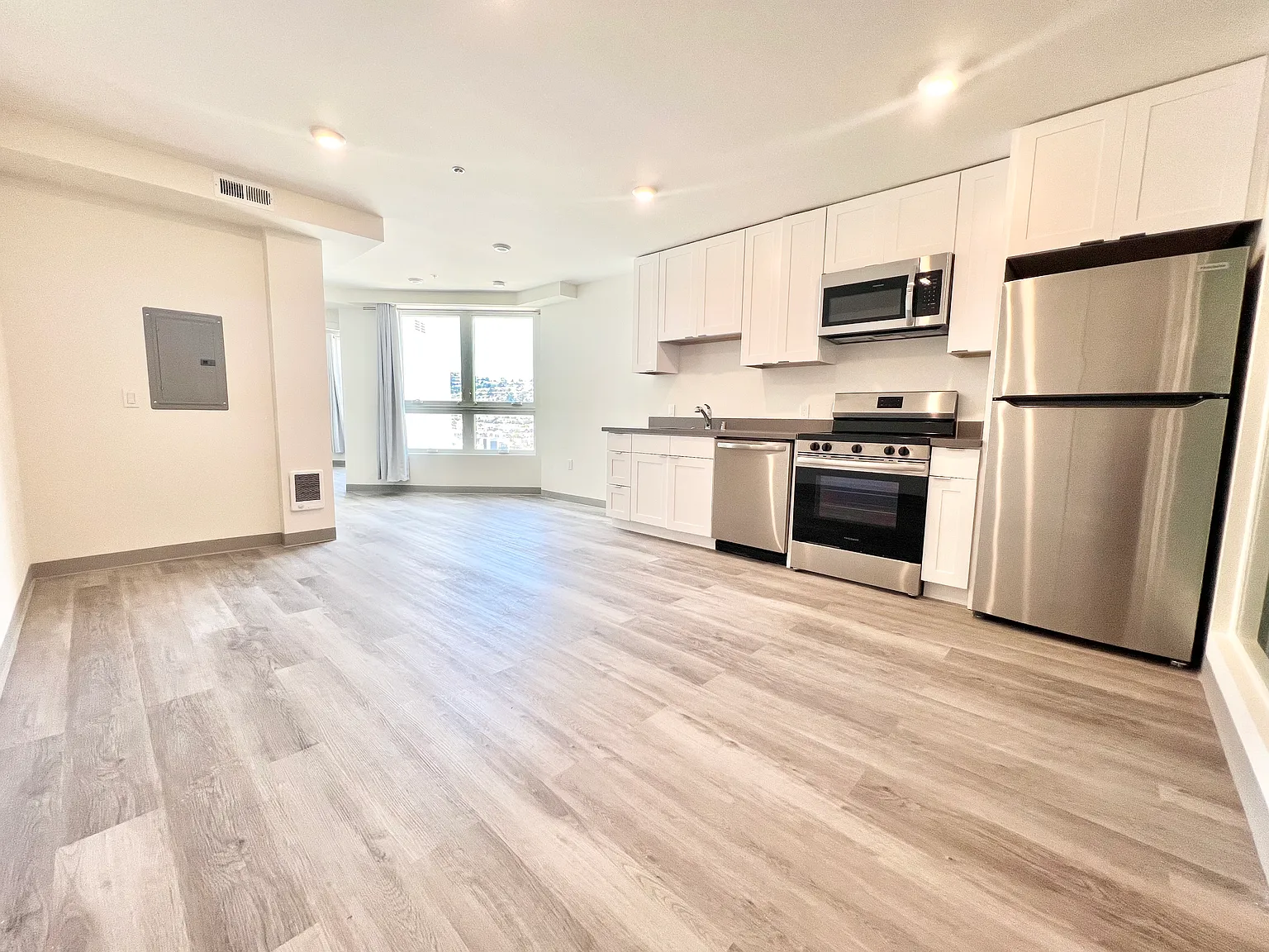 4742 Mission St Unit 702 - Image 3