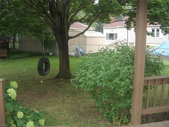 5th image of 1110 Walton Dr