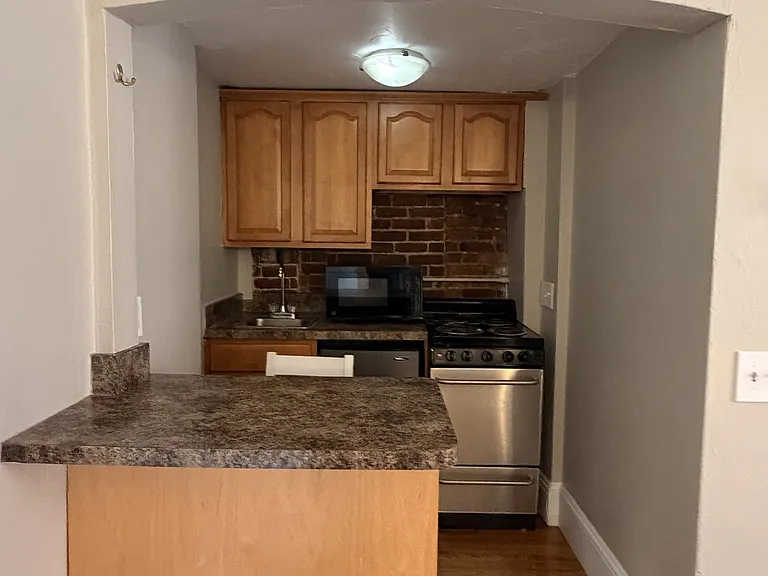 48 Hereford St #2D — Photo 1