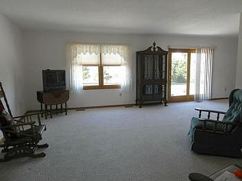 Spacious living room measures 19x15