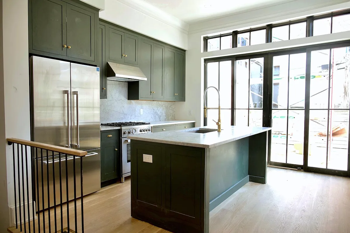 Building Photo - 1227 N 6th St #1R
