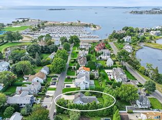 19 Roosevelt Rd, Westport, CT 06880