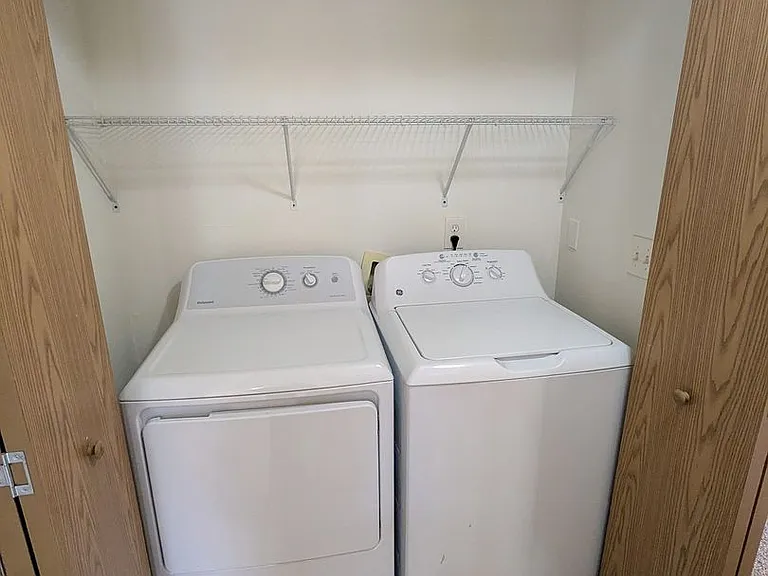 Silverwood Apartments — Photo 103
