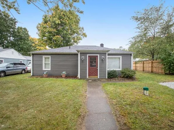1826 Miller Dr, Niles, MI 49120