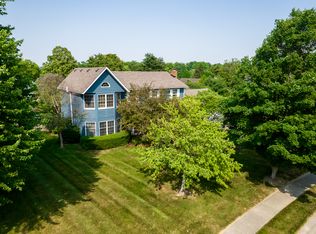 1325 Greenhills Rd, Greenfield, IN 46140