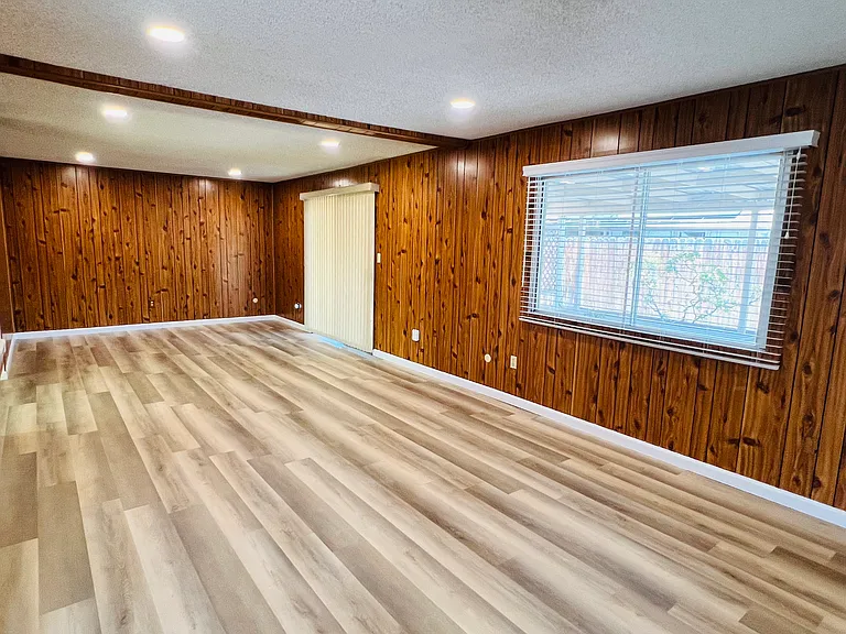 6212 Friant Dr — Photo 8