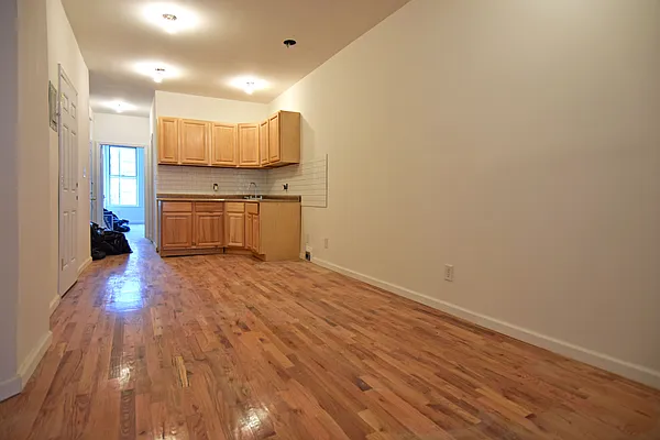 Rented by Coda Real Estate NYC | media 4