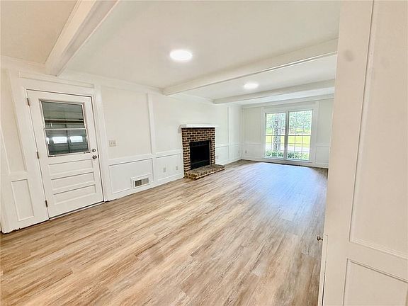 3rd image of 5264 Golfcrest Cir