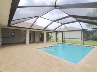 110 SE 12th Pl, Cape Coral, FL 33990