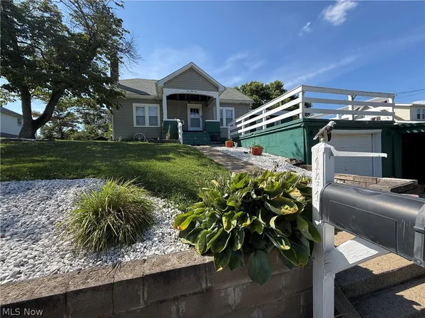 141 Warren Ln, Wintersville, OH 43953