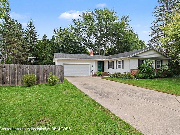 3rd image of 5998 Highgate Ave