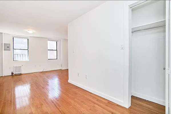 Rented by Living New York | media 12