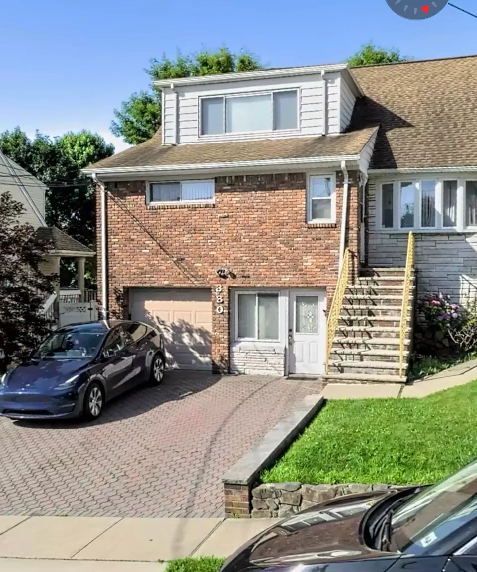 1 bed, $2,200 — Photo 2