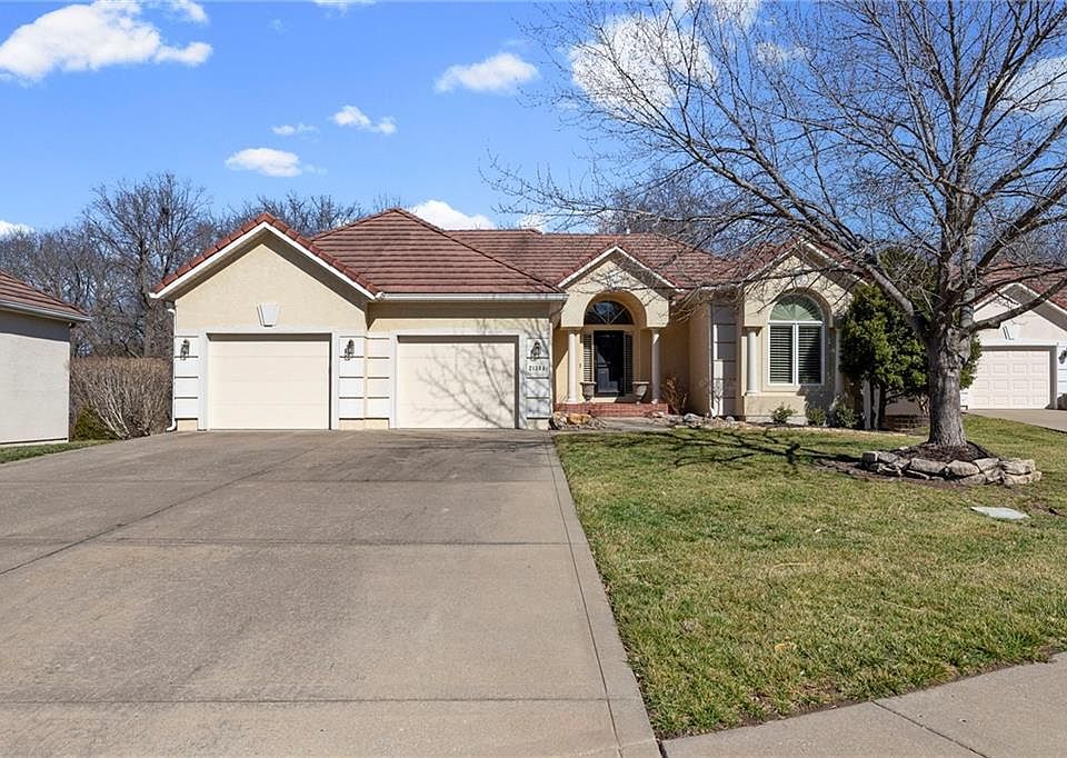 1st image of 21304 E 37th Terrace Ct S
