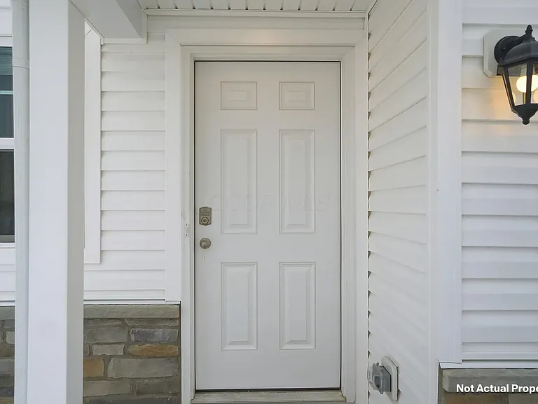 6404 Silver Canoe Way — Photo 2